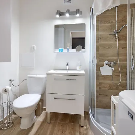 Apartamento Osiedle Zwyciestwa Chic By Bookinghost